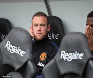 Mourinho khích tướng Moyes: Không bán Rooney là hèn