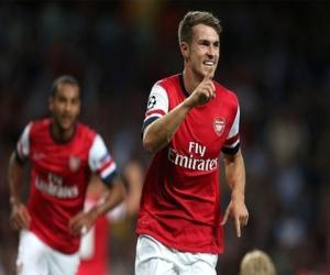 Thần chết nâng bước Arsenal ở Champions League