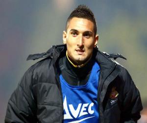 Macheda rời Man United, cập bến Cardiff City