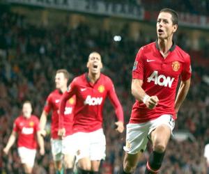 Man United đánh bại Liverpool: Chút không khí cho David Moyes