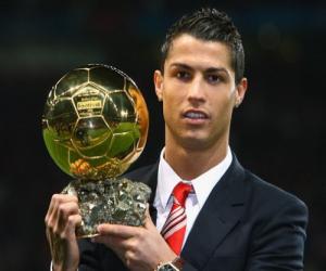 4 năm của Ronaldo ở Madrid: Nỗi đau châu Âu và danh hiệu Quả bóng Vàng