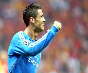 Ronaldo: Người viết lại lịch sử Bernabeu