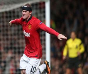 Những chi tiết thú vi xung quang cột mốc 200 bàn của Rooney trong màu áo Man Utd