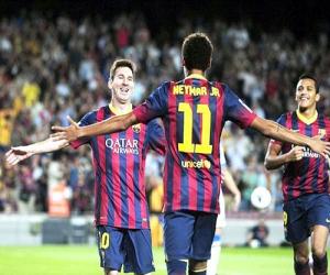 Bộ đôi hủy diệt của Barcelona: Vua Messi và hoàng tử Neymar