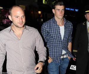 Tin nóng: Gareth Bale chính thức gia nhập Real Madrid