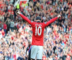 Rooney lên tiếng trở lại, Man Utd thắng nhẹ Crystal Palace