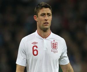 Nhờ Mourinho, Cahill sẽ thành báu vật của Hodgson?