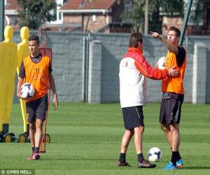 Fan cuồng dọa giết cả nhà Steven Gerrard