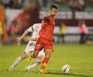 U23 Việt Nam chật vật hạ gục U23 Santos