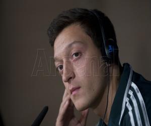Arsenal được gì và mất gì sau khi mua Ozil?