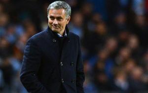 Nửa năm ở Chelsea: Jose Mourinho vẫn “đặc biệt”