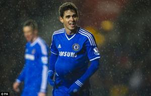 Gã nhà giàu rải bom tiền dụ Oscar rời Chelsea