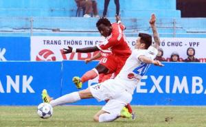 Thưởng tết ở V.league: Nhỏ - to tùy hoàn cảnh