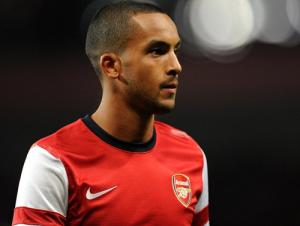 Tin vui cho Arsenal và ĐT Anh: Walcott sẽ chỉ mất 4 tháng để dưỡng thương