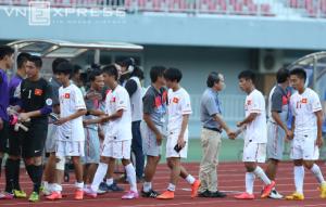 Sợ U19 Việt Nam căng cứng tâm lý, bầu Đức tạm lánh