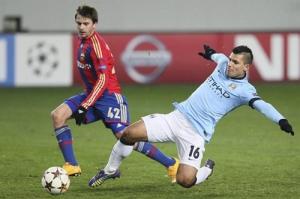 Vấn đề của Man City: Chỉ mình Aguero là không đủ