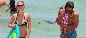 Gia nhập M.U, Falcao ghi bàn thắng với vợ