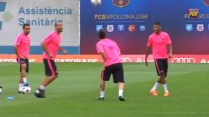 Trò giải trí với trái bóng bá đạo của dàn sao Barcelona