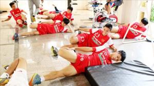 Chấp nhận phận cửa dưới, U19 Việt Nam tập đòn lạ chờ cường địch