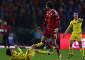 Sao Man United bị chỉ trích là côn đồ… không biết đá bóng