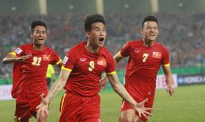 Việt Nam 2-2 Indonesia: Công làm, thủ phá, hoà đáng tiếc