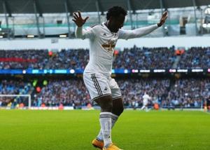 Chelsea quyết phá Man City vụ Bony