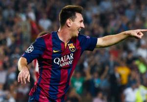 Màn trình diễn đỉnh cao của kỷ lục gia Lionel Messi trước APOEL