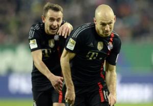 Video bàn thắng: Augsburg 0-4 Bayern (Vòng 15 Bundesliga)