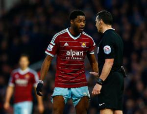 HLV Wenger tỏ vẻ mèo khóc chuột với kẻ bại trận West Ham