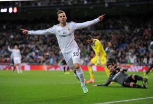 Sao trẻ Jese Rodriguez có giá chuyển nhượng chỉ thua sao lớn Lionel Messi