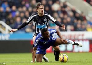 Video bàn thắng: Newcastle 2-1 Chelsea (Vòng 15 Premier League)
