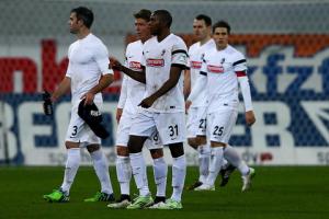 Video bàn thắng: Paderborn 1-1 Freiburg (Vòng 14 Bundesliga)