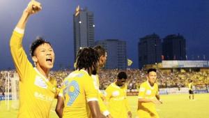 Thắng nhọc An Giang, SLNA tìm lại nụ cười