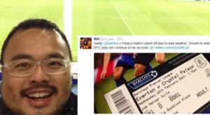 CĐV “siêu nhọ”: Đợi chờ 30 năm, đi xem đúng trận bị… hoãn