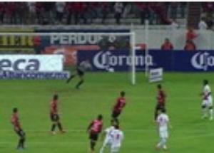 Siêu phẩm nã đại bác căng như kẻ chỉ