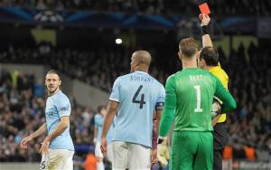 Demichelis & những ông già ở Premier League