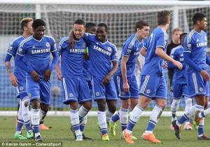 Chelsea chuẩn bị “thanh lọc” đội hình để đón Diego Costa