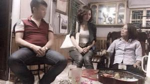 Văn Quyến chọn ngày lên xe hoa