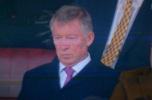 Sir Alex thất thần nhìn đế chế M.U sụp đổ