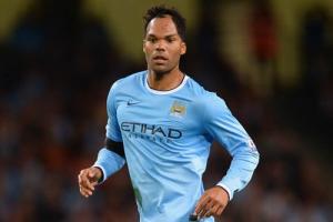 Thủ kém, M.U vẫn săn hàng thải Man City