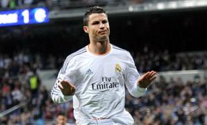 Cristiano Ronaldo: Ghi bàn kinh điển, tiễn biệt kình địch Valdes?