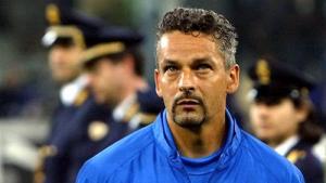 Roberto Baggio và những danh thủ điêu đứng vì thương trường