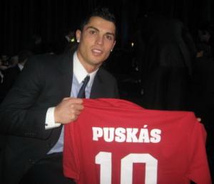 Ronaldo quyết phá kỷ lục của Puskas và Messi