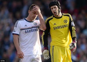 Stoke City mơ loại đại gia khủng hoảng Chelsea khỏi đường đua Premier League