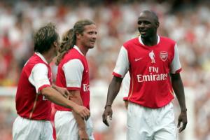 Arsene Wenger: Hãy tìm lại chất cơ bắp cho Arsenal!