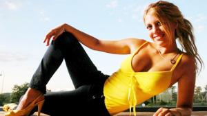 Maxi quyết kiện vợ cũ