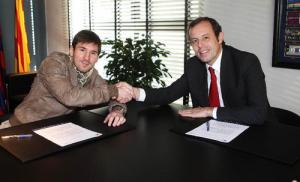 Thỏa thuận hợp đồng của Messi với Barcelona có nguy cơ đổ bể