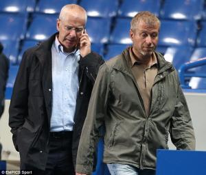 Abramovich khiến Mourinho bấn loạn