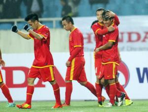 Không thi đấu, ĐT Việt Nam vẫn tăng chín bậc trên BXH FIFA