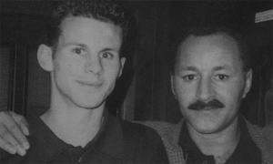 Cha Giggs chê con không đủ đạo đức làm HLV Man Utd